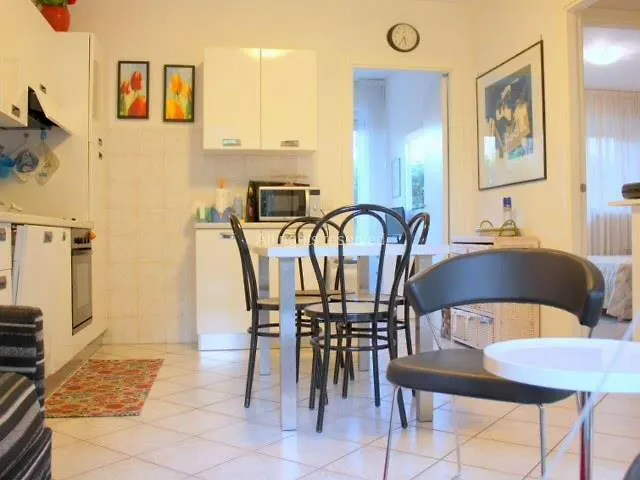 Residence Apuamare Pietrasanta Apartment