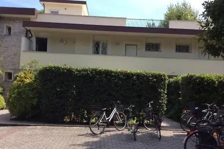 Residence Apuamare Pietrasanta Apartment